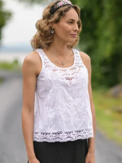 Anglaise Camisole - White