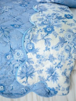 Augustine Quilt - Washed Blue