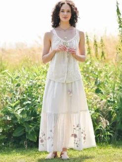Cottage Embroidered Skirt - Ivory