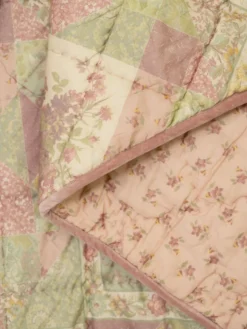 Cottage Patchwork Throw - Amethyst