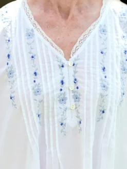 Cottage Scatter Nighty - white