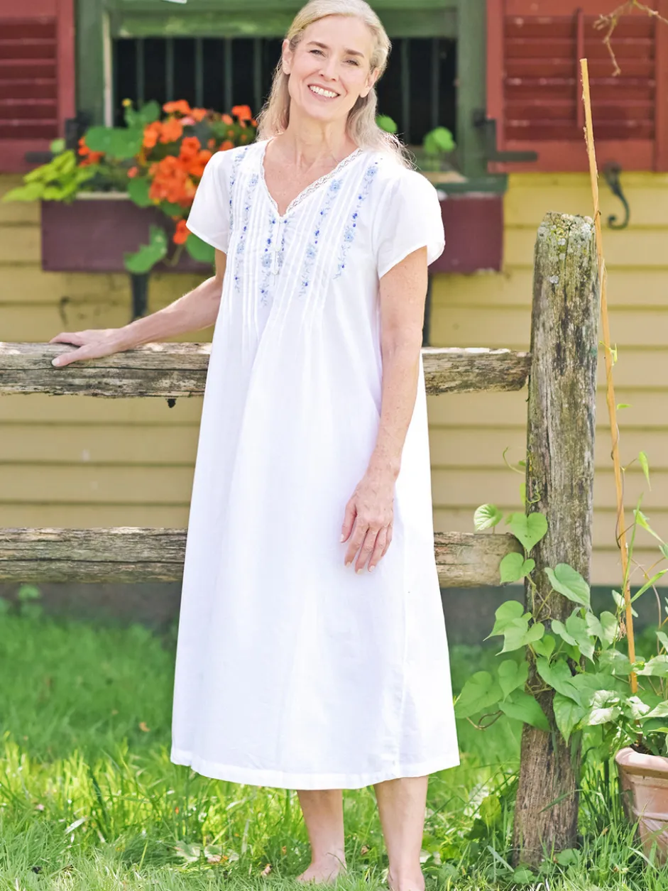 Cottage Scatter Nighty - white