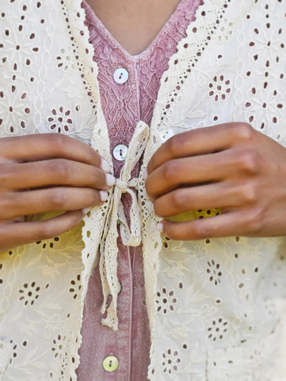 Eyelet Shire Vest - Ecru