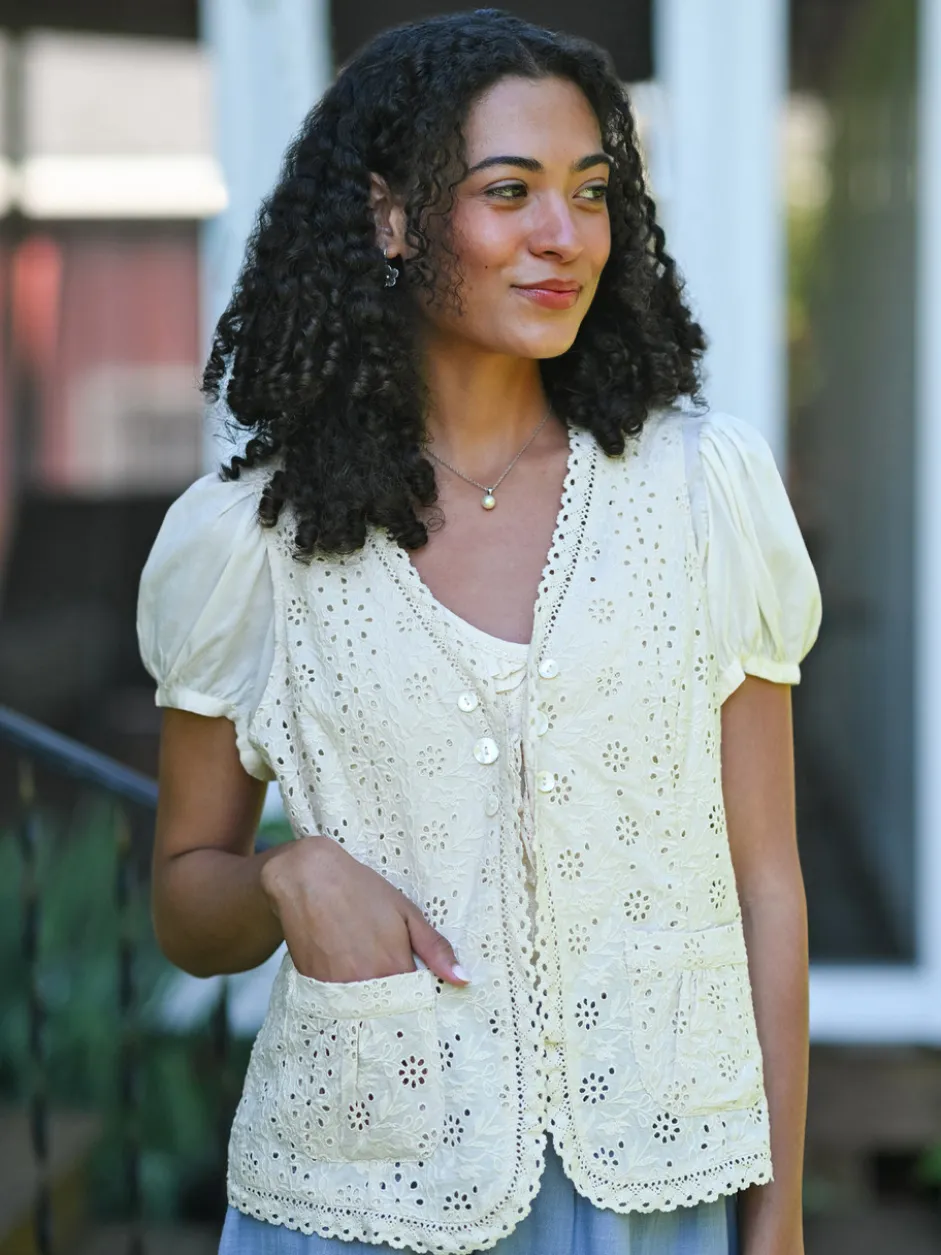 Eyelet Shire Vest - Ecru