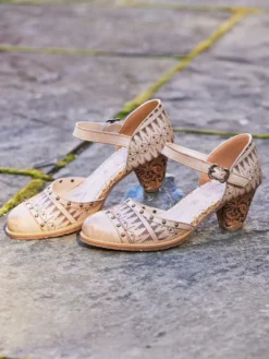 Niobella Shoe - Beige