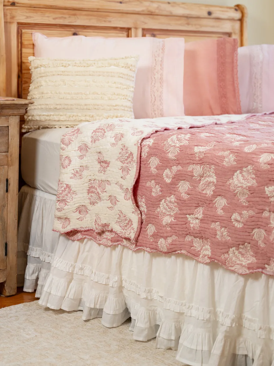 Rebecca's Matelasse Blanket - Rose