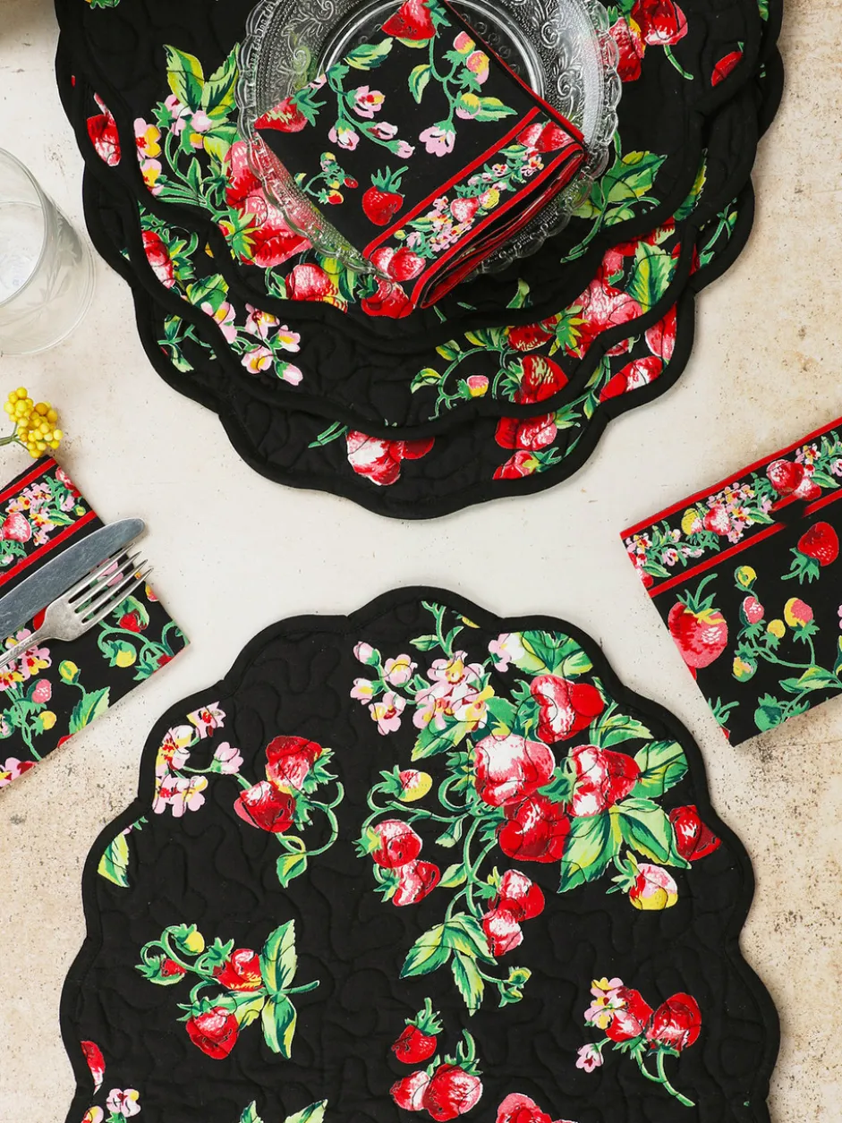 Strawberry Quilted Placemat Set of 4 - Black