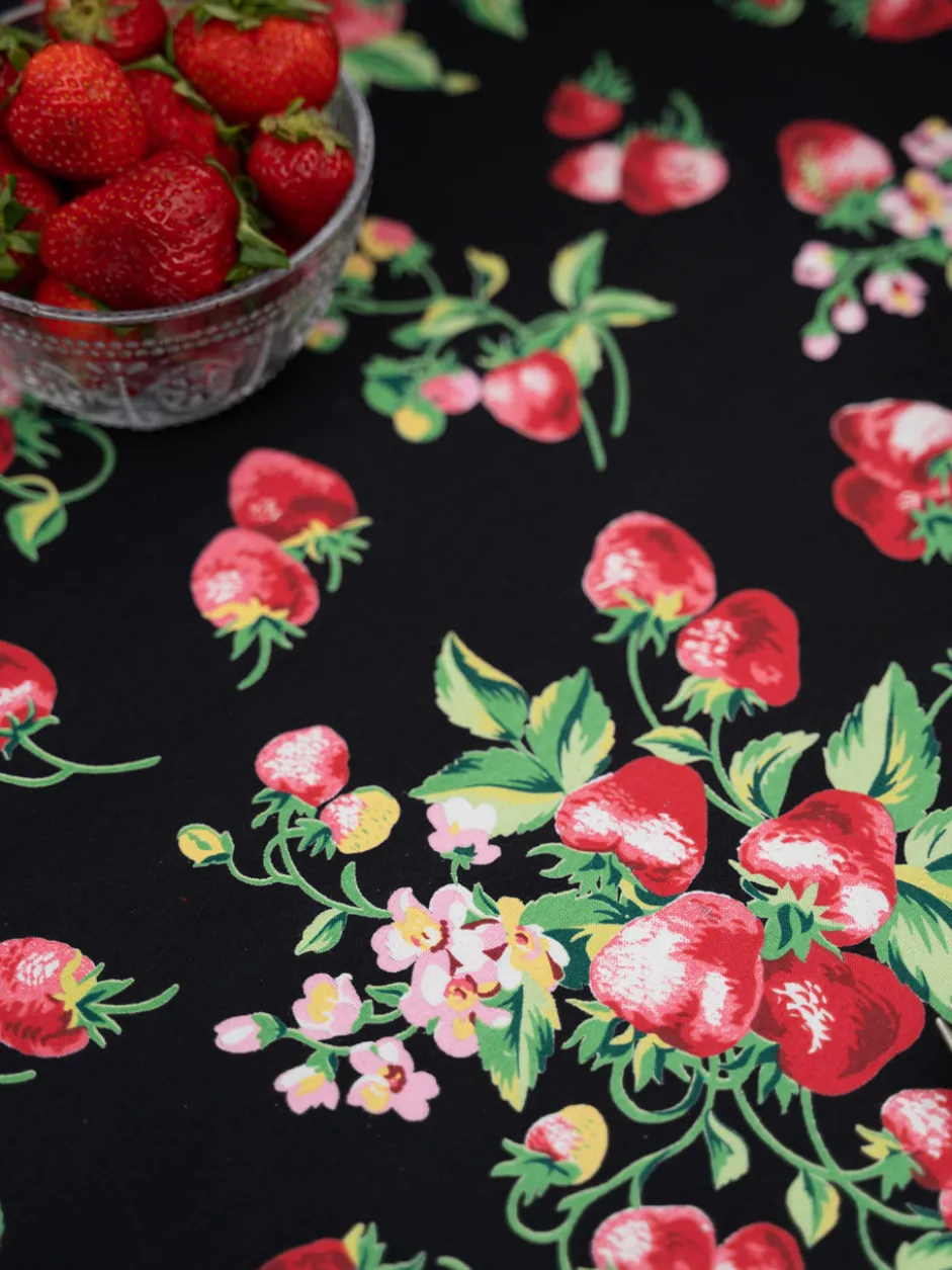 Strawberry Tablecloth - Black