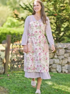 Sweet Pea Ruffle Farmhouse Apron - Rose