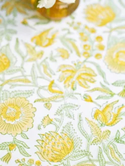 Sweet Sunshine Tablecloth - Yellow