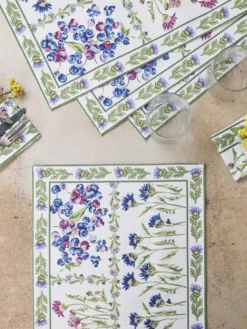 Thistle Placemat Set of 4 - White Blue