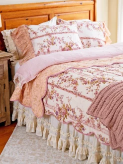 Victoriana Quilt - Antique Rose