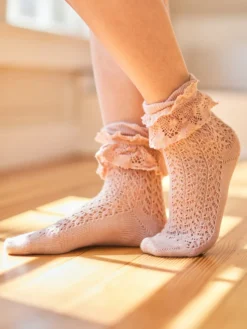 Whimsy Lace Ankle Sock - Pink