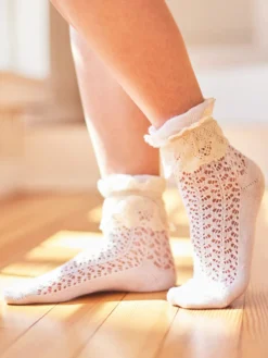 Whimsy Lace Ankle Sock - White