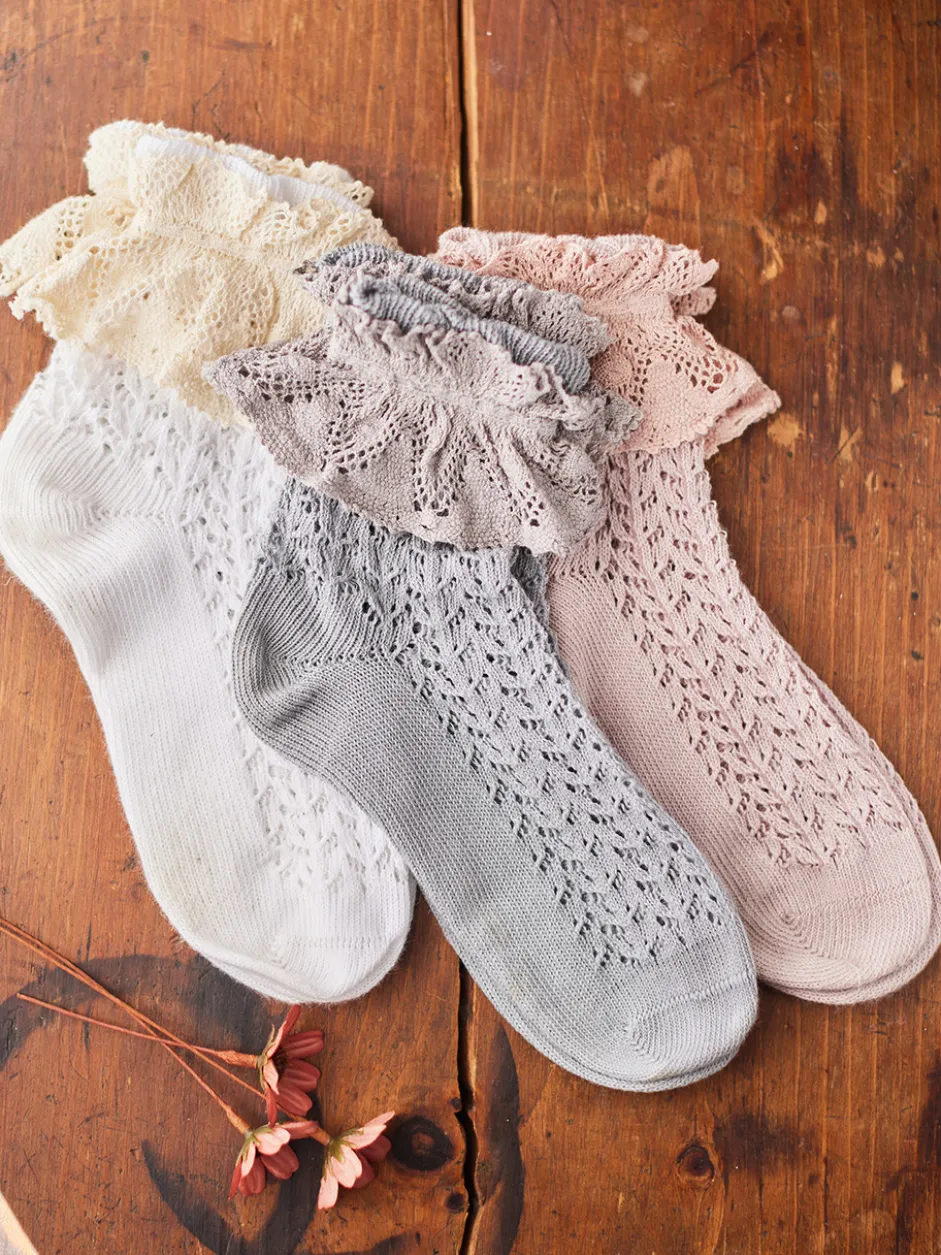 Whimsy Lace Ankle Sock - White